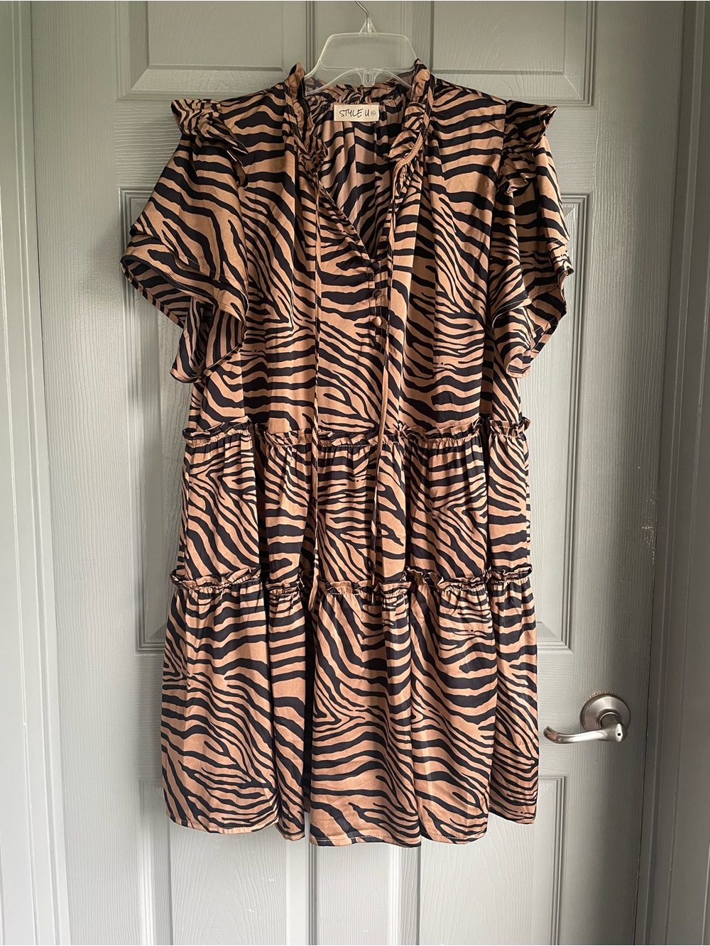 Tiered Tiger Print Mini Dress in Tan & Black Curvy Plus Size XL - Picture 5 of 12